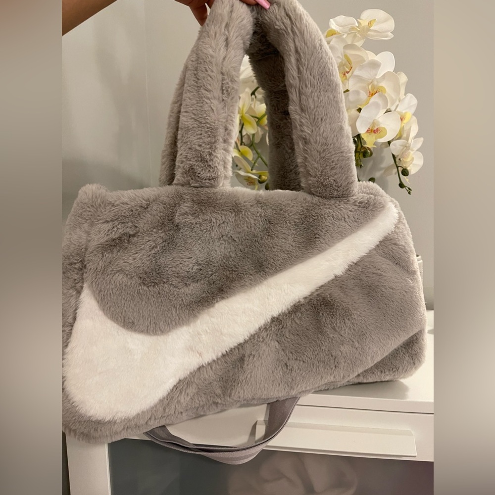 Exclusive fuzzy Nike tote bag!